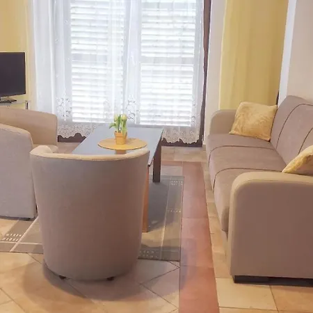 Apartment Bdis 1 *