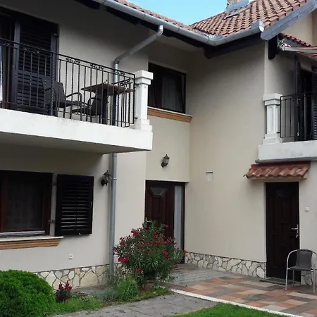 Bdis 1 Apartment *